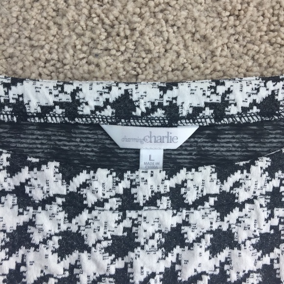 Houndstooth Top - Picture 4 of 5